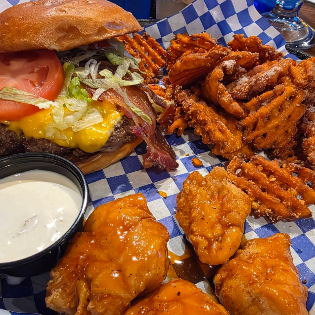 Blue Moose Burgers & Wings, Gatlinburg, TN