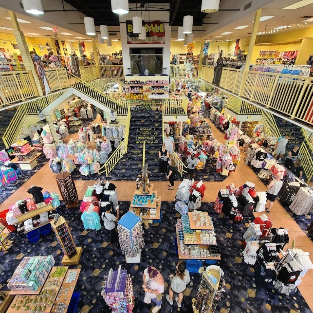 ในร้าน Shuttle Gift Shop