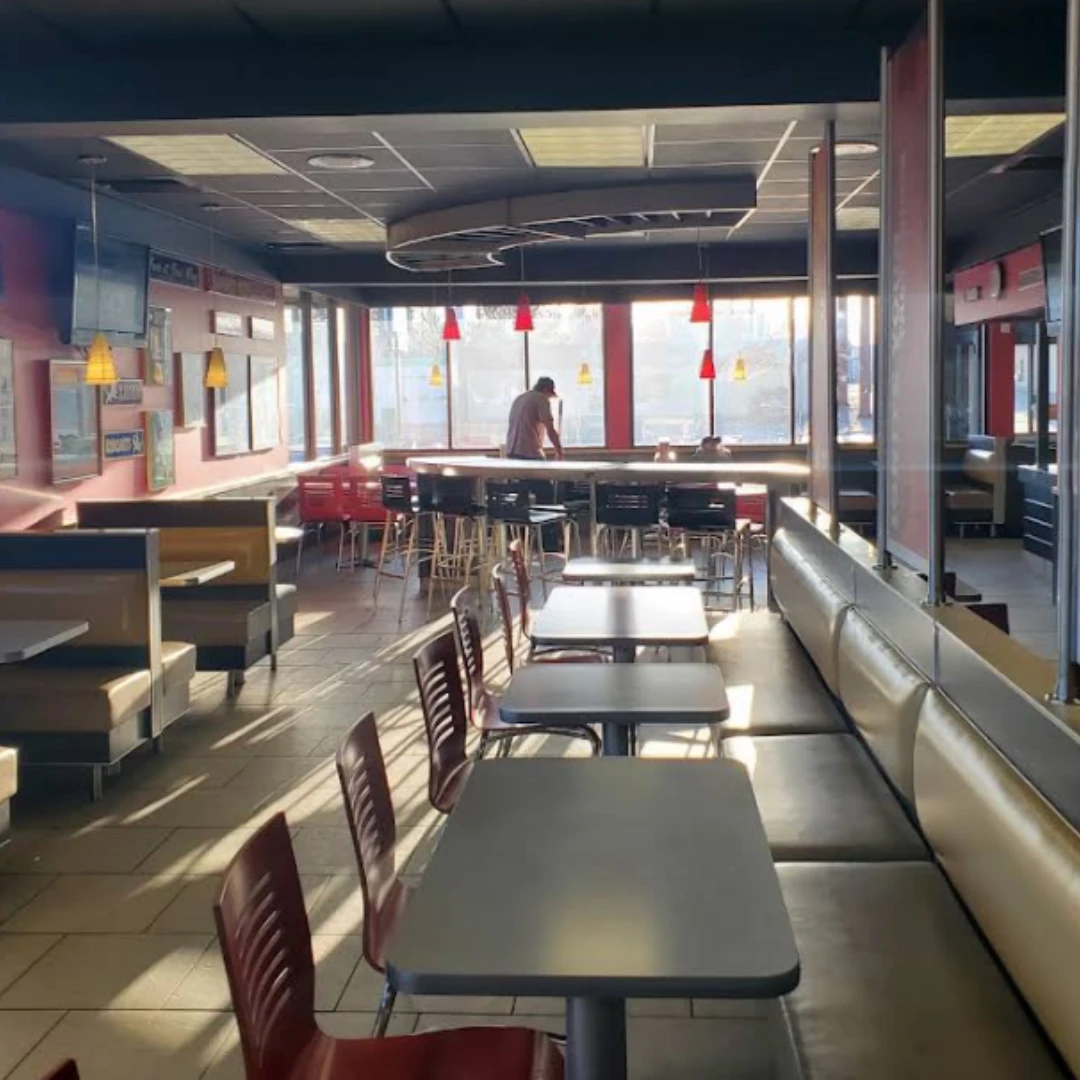 ภายในร้าน Burger King เมือง Minot รัฐ North Dakota