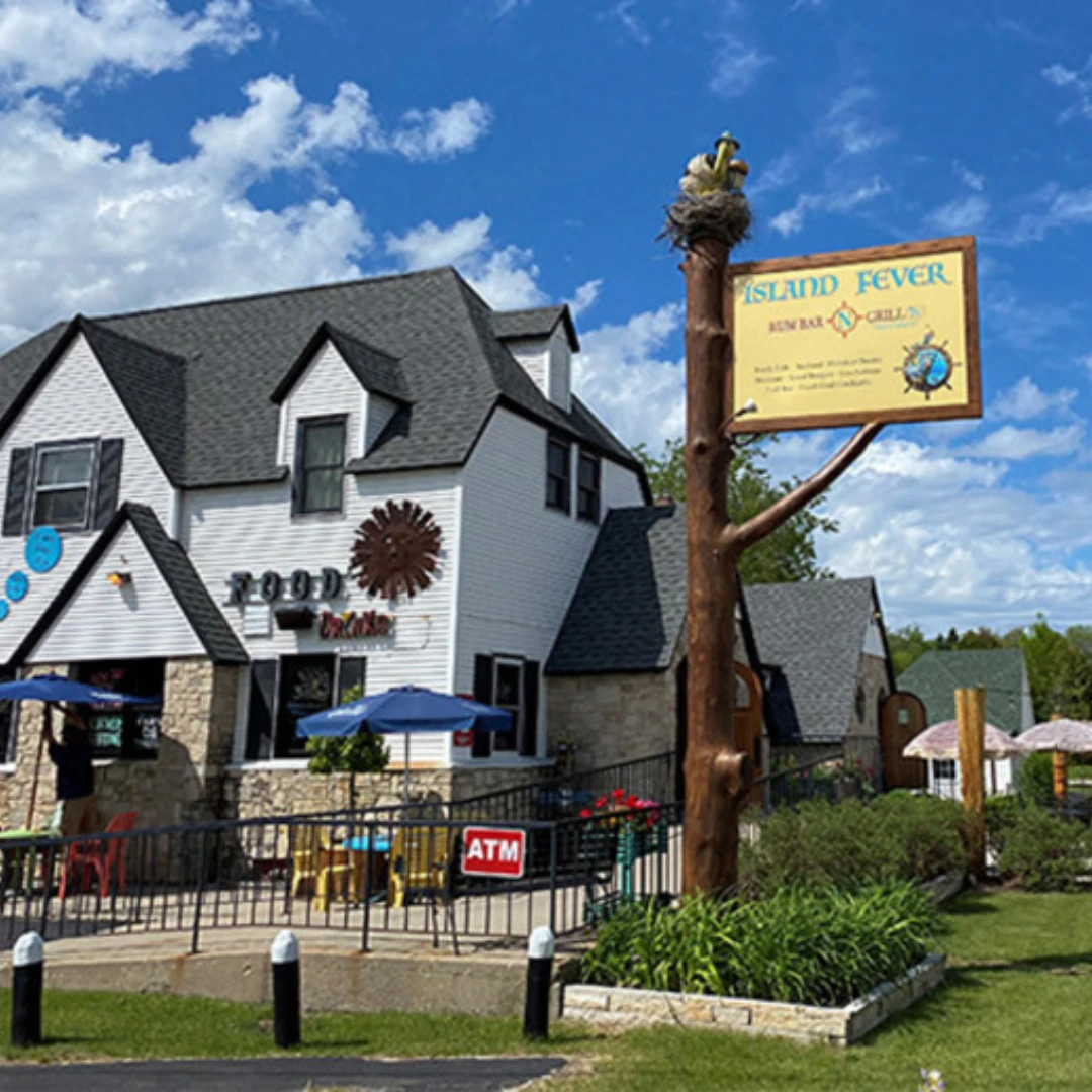 Island Fever Rum Bar & Grill New Step